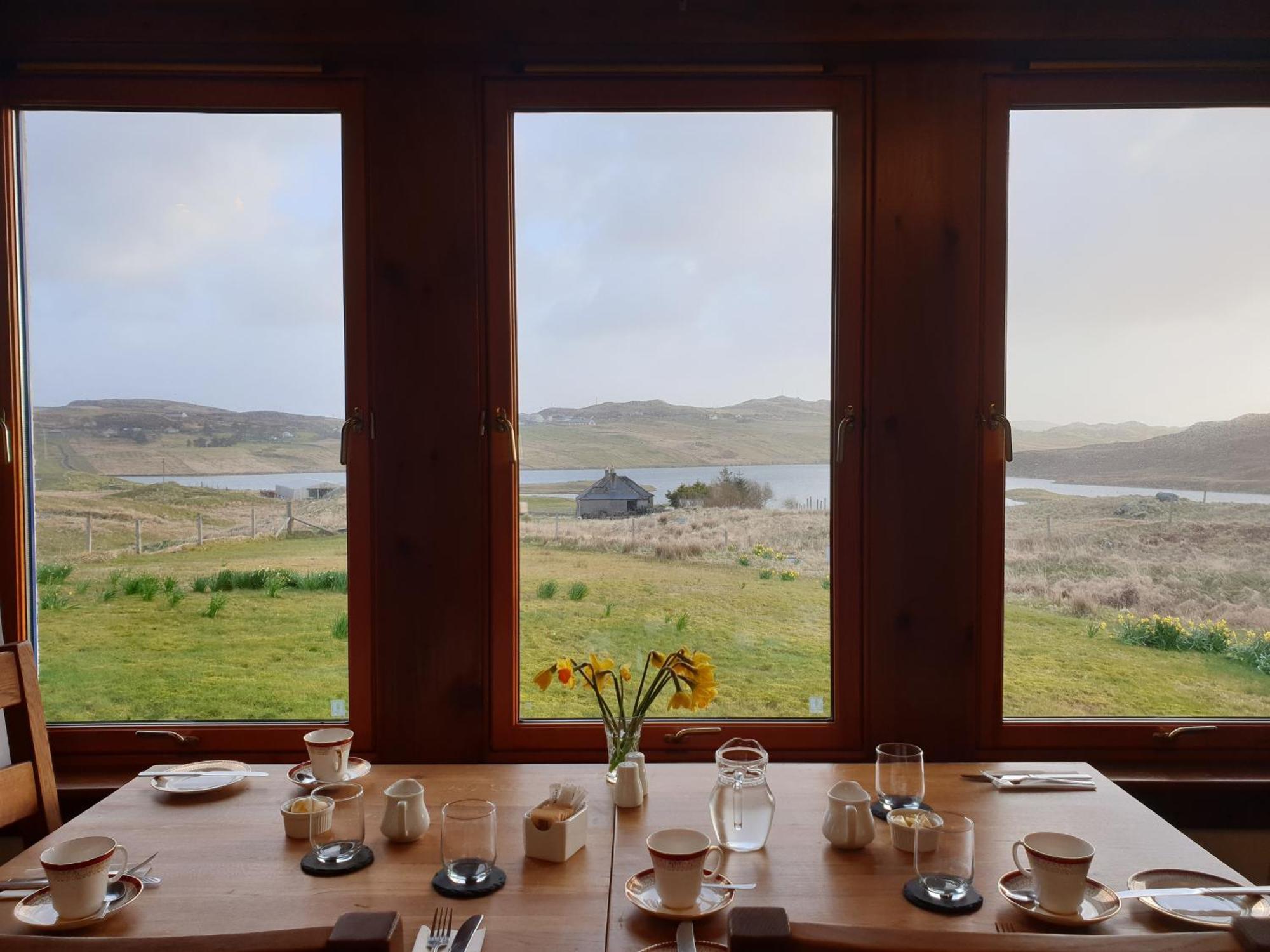 The Loch Erisort Hotel Balallan Bagian luar foto